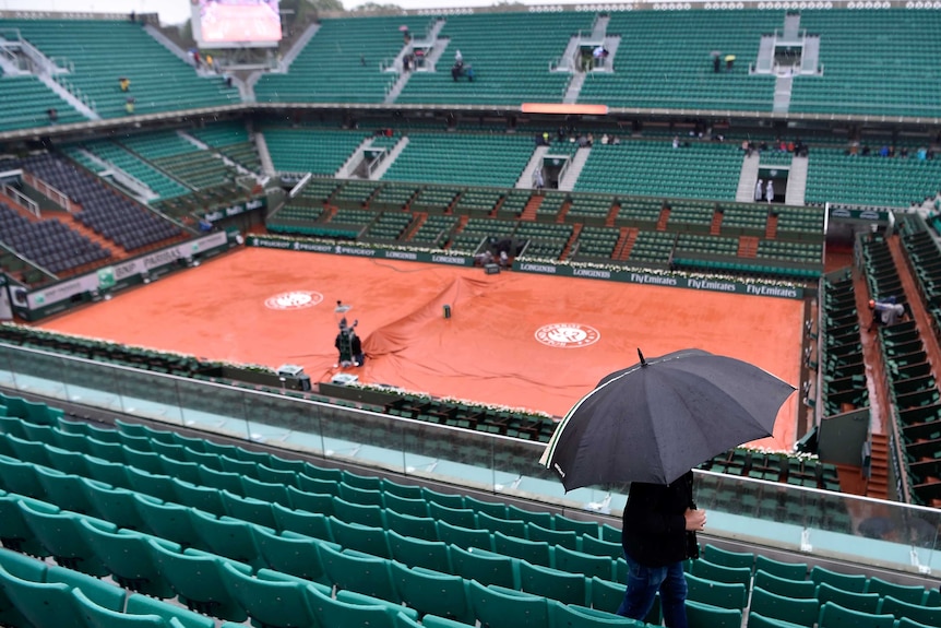 Heavy rain falls at the French Open