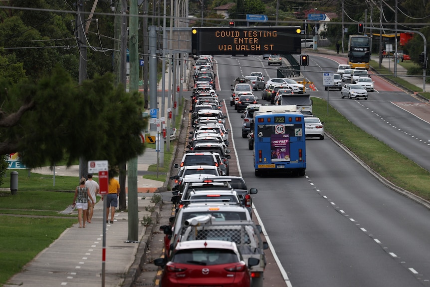 Aus COVID testing queues