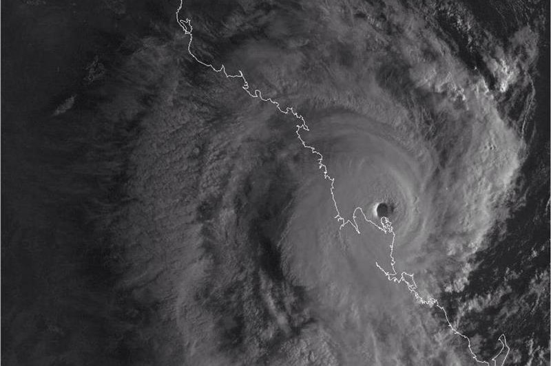 Cyclone Marcia crosses coastline