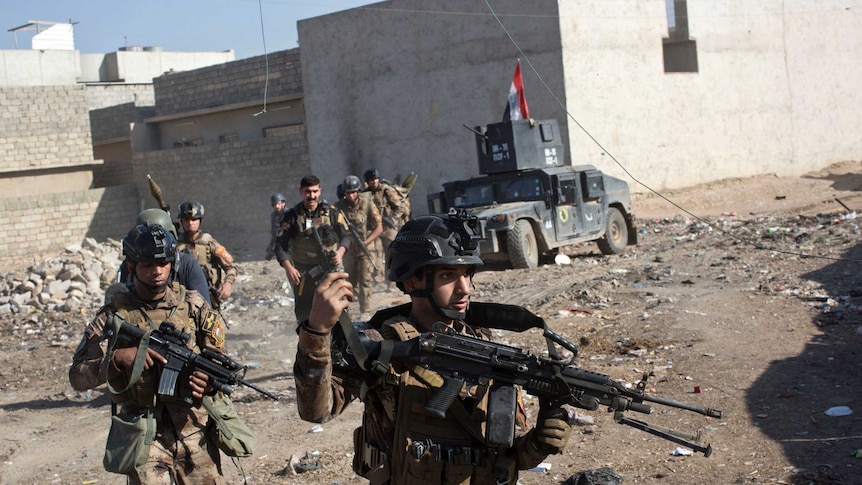 Iraqi special forces soldiers on the outskirts of Mosul