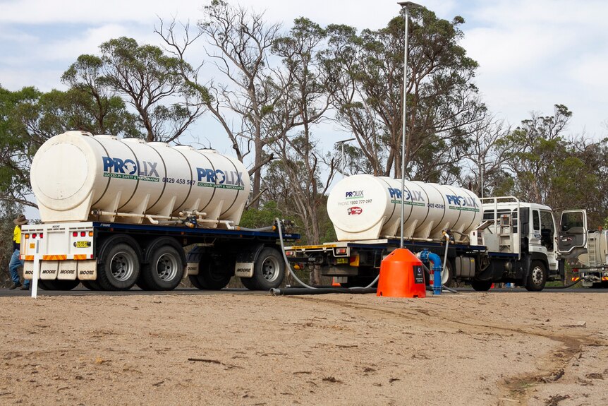 A truck delivers water to Storm King Dam in Stanthorpe.