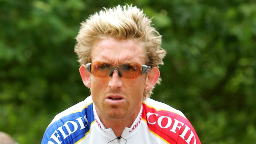 White rode with Armstrong in the US Postal team from 2001 to 2003.