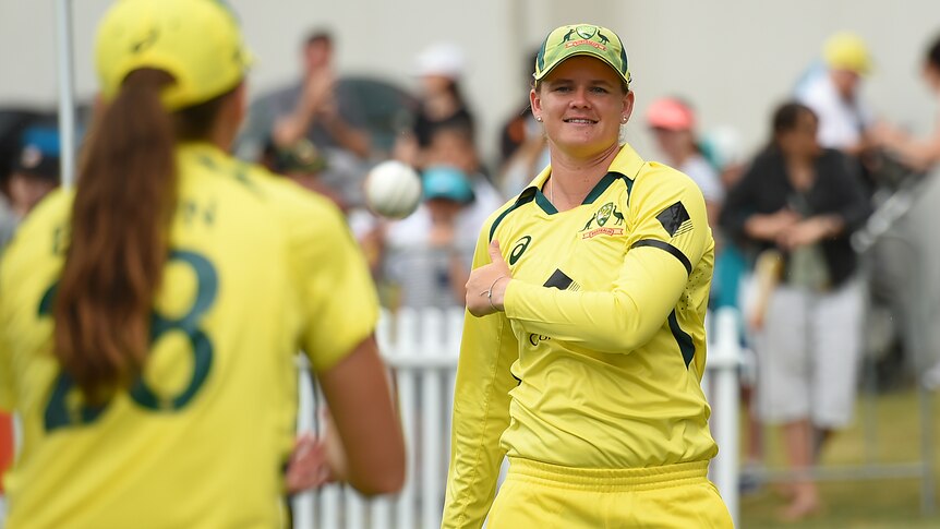 Jess Jonassen dit que les Australiens ont plus de soutien pour les objectifs de fitness alors que l’Afrique du Sud omet Dane van Niekerk de l’équipe de la Coupe du monde T20