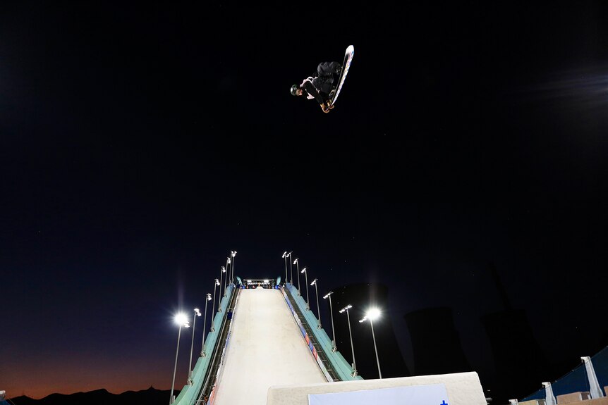 Tess Coady competes in Big Air Beijing
