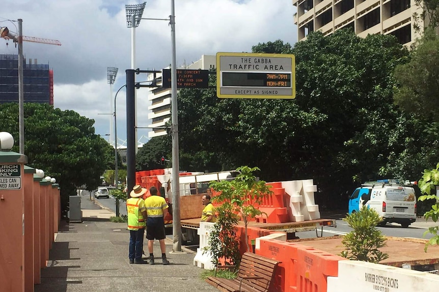 Traffic diversion preparations underway on Vulture Street near the Gabba