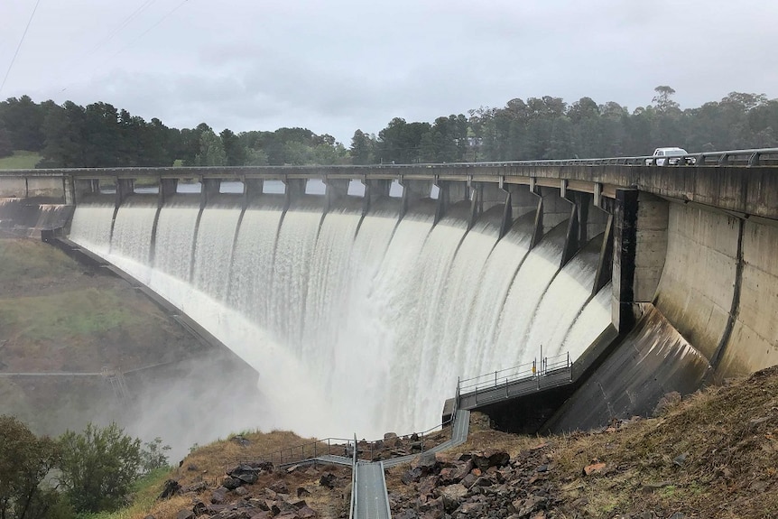 Carcoar dam overflowing