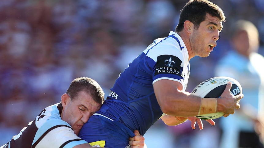 Gallen tries to bring down counterpart Ennis