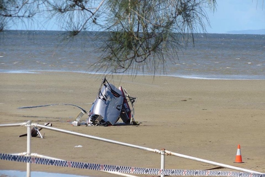 Helicopter crash at Deception Bay