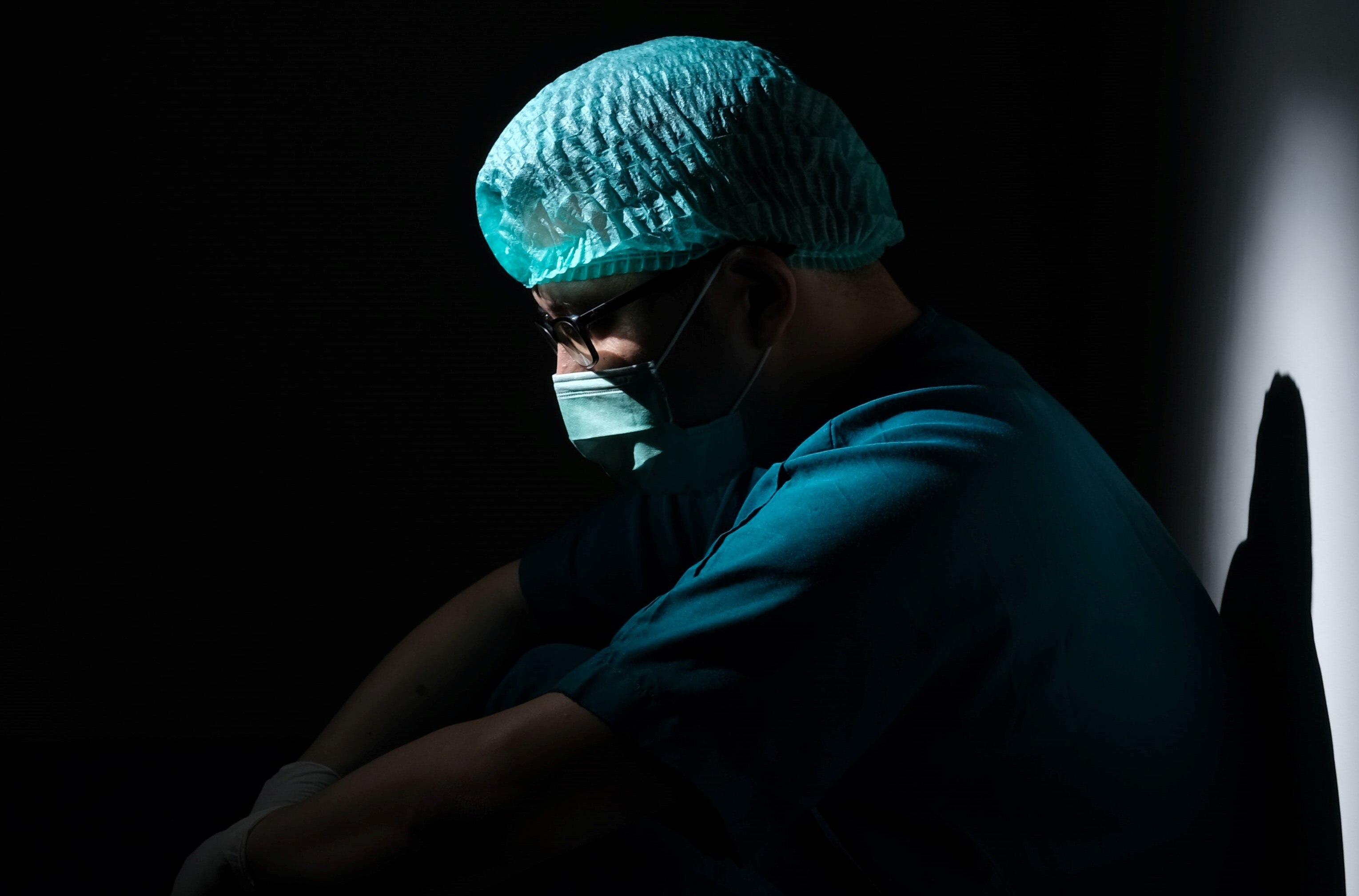 [問卦] 澳洲醫院因威脅夜班醫道歉?