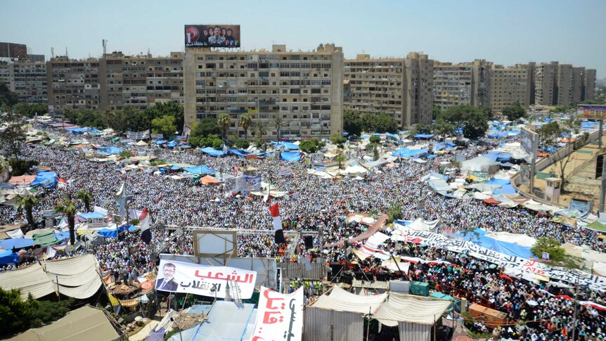 Morsi supporters rally as military calls for rival demonstrations