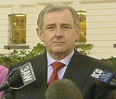 Airport plans put Crean under new pressure - ABC News