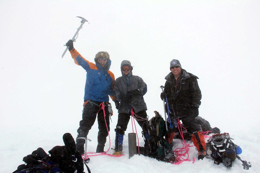 Explorers celebrate Bouvet summit