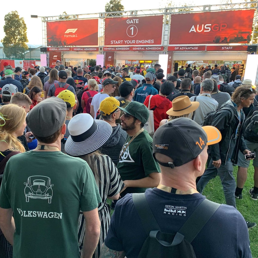 People queuing up for entry into the early sessions of the Melbourne F1 grand prix.