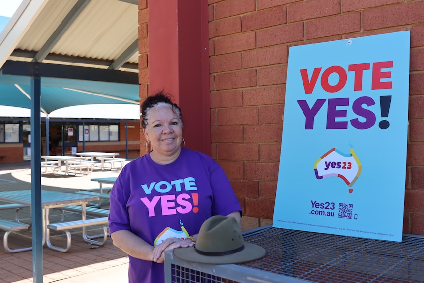 People at a polling place in Kalgoorlie