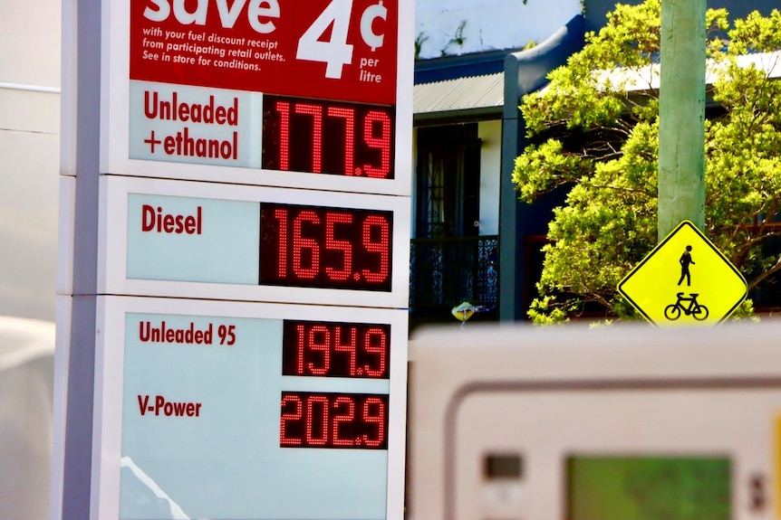 Photo showing petrol price board at service station with e10 at 177.9 cents a litre.