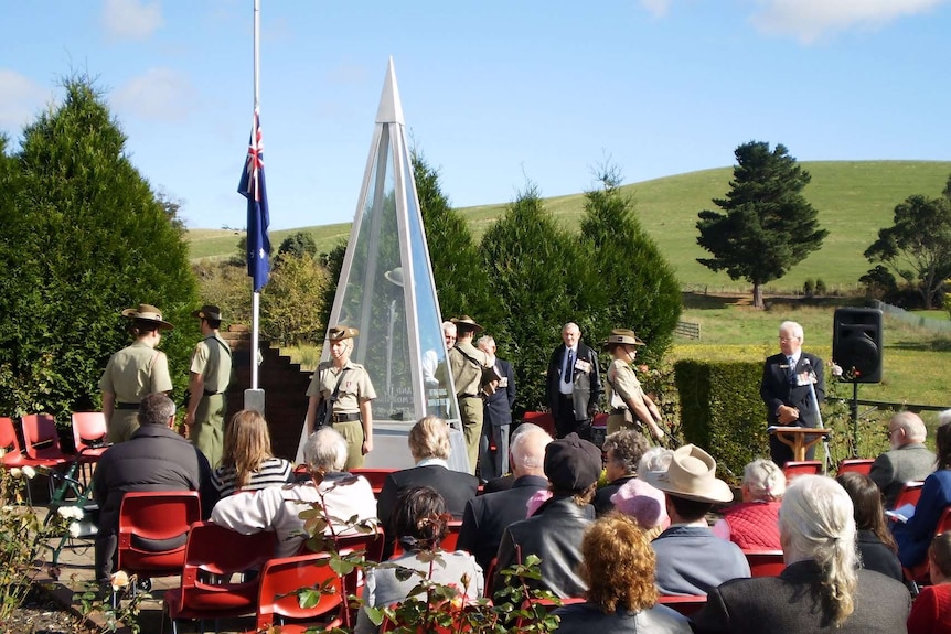 Lilydale cenotaph during Anzac day service 2009