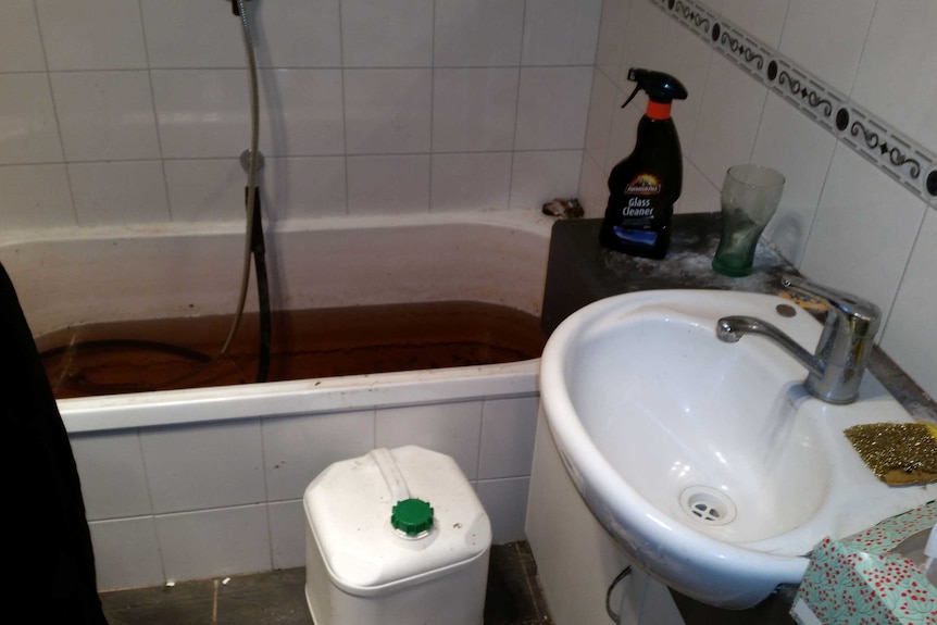 Drug house, bath tub