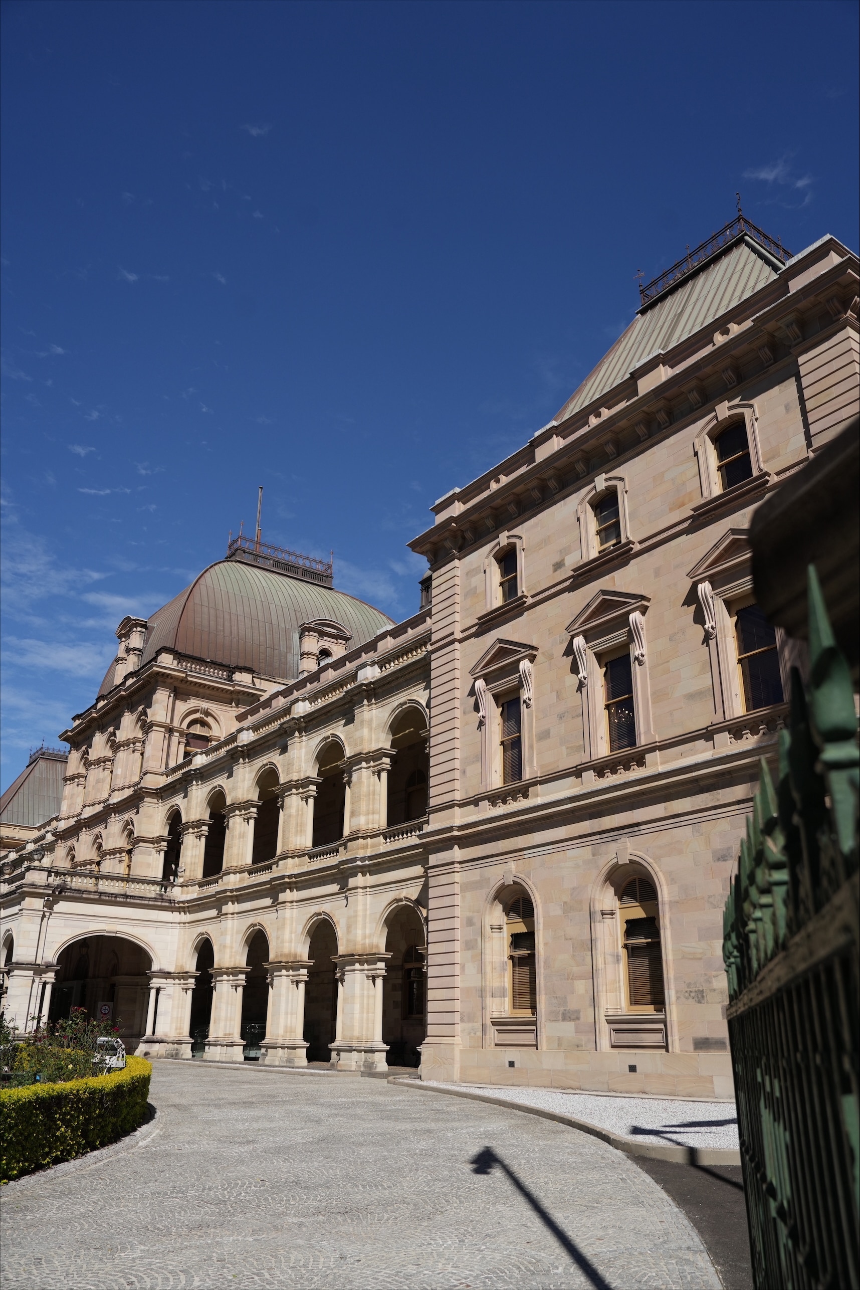 Vista exterior de la Casa del Parlamento de Queensland