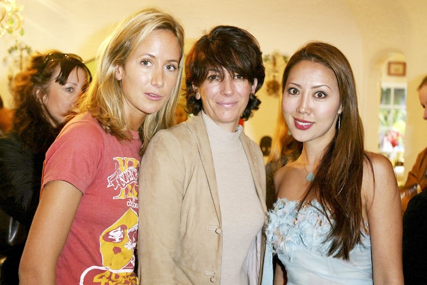 Lady Victoria Hervey Designer, Ghislaine Maxwell and designer Shizue Nobuta at a party in 2004.