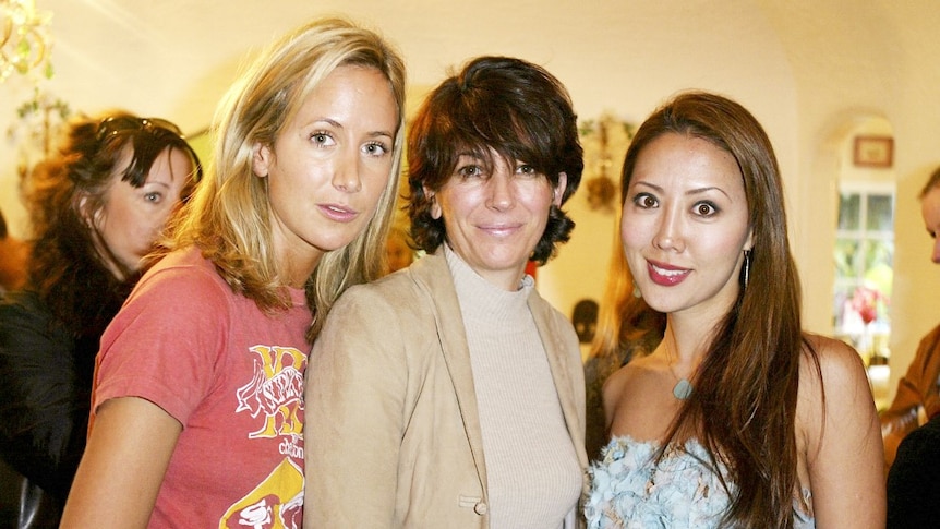 Lady Victoria Hervey Designer, Ghislaine Maxwell and designer Shizue Nobuta at a party in 2004.