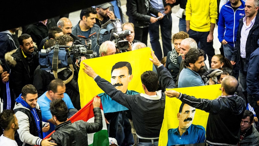 Kurds protest IS in Netherlands