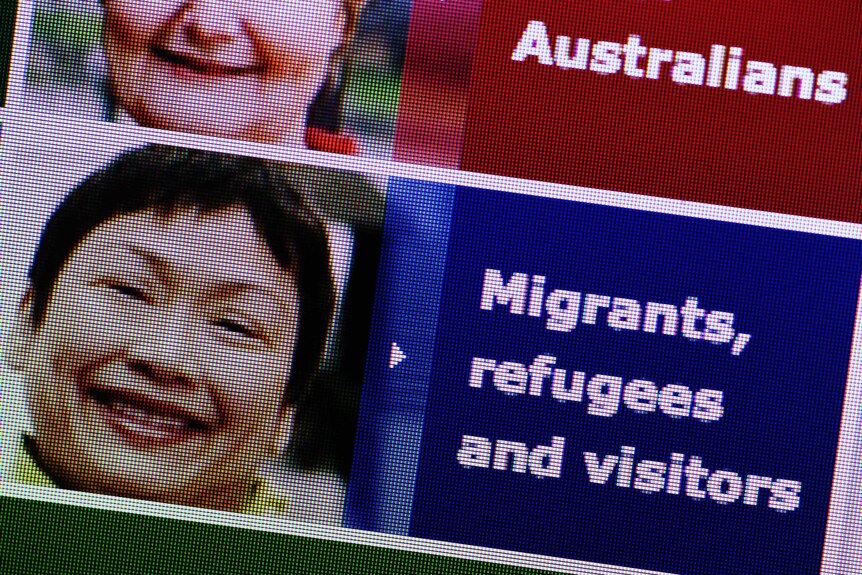 Computer screen image of government website shows section for "Migrants, refugees and visitors".