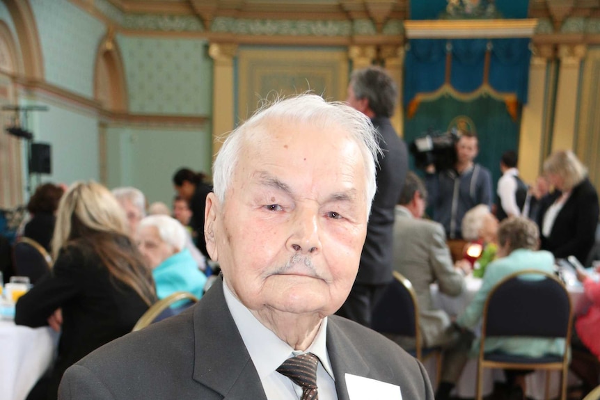 Stasys Eimutis, Melbourne centenarian