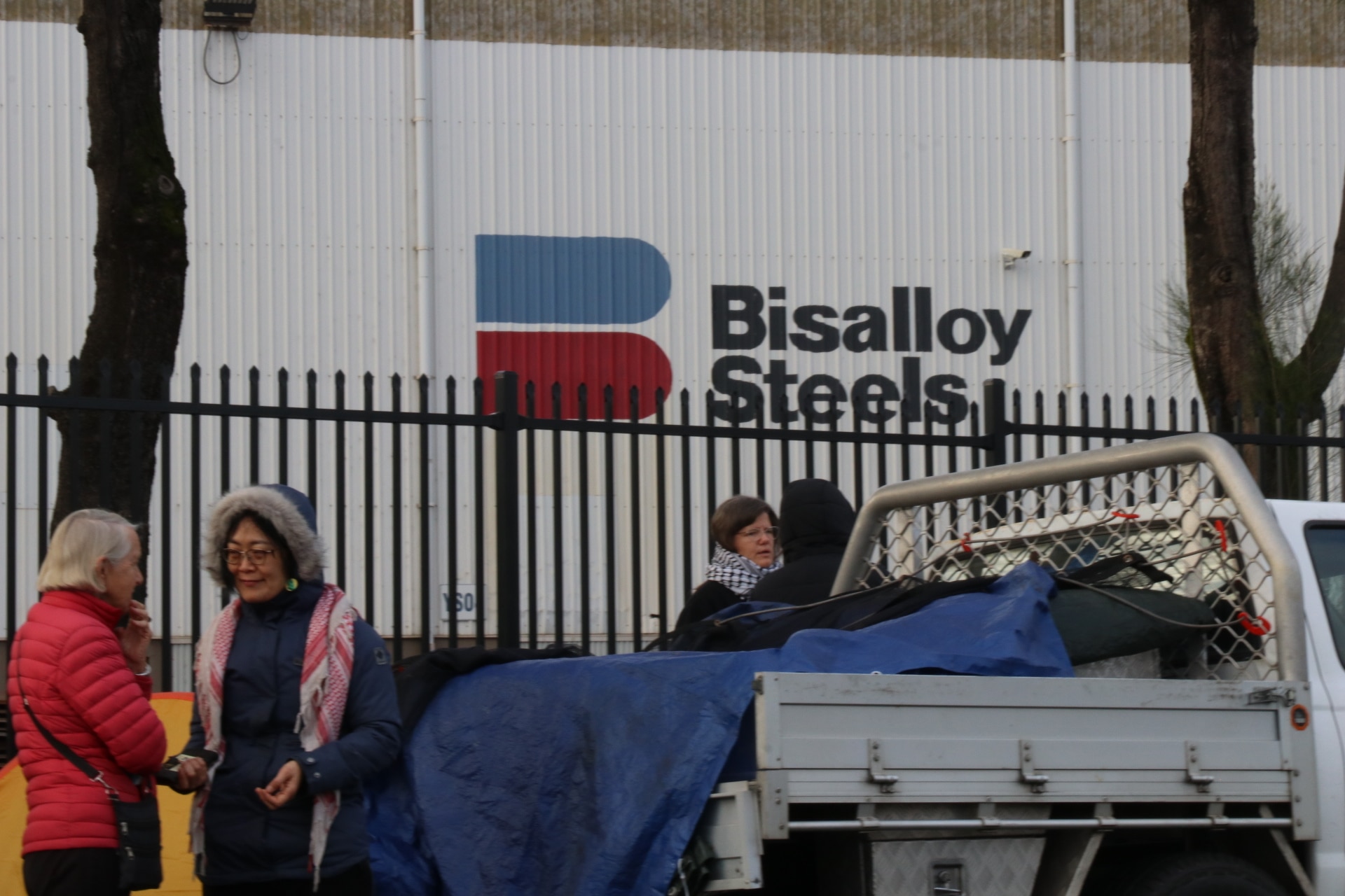 Protesters outside of Bisalloy Steels in Unanderra. 