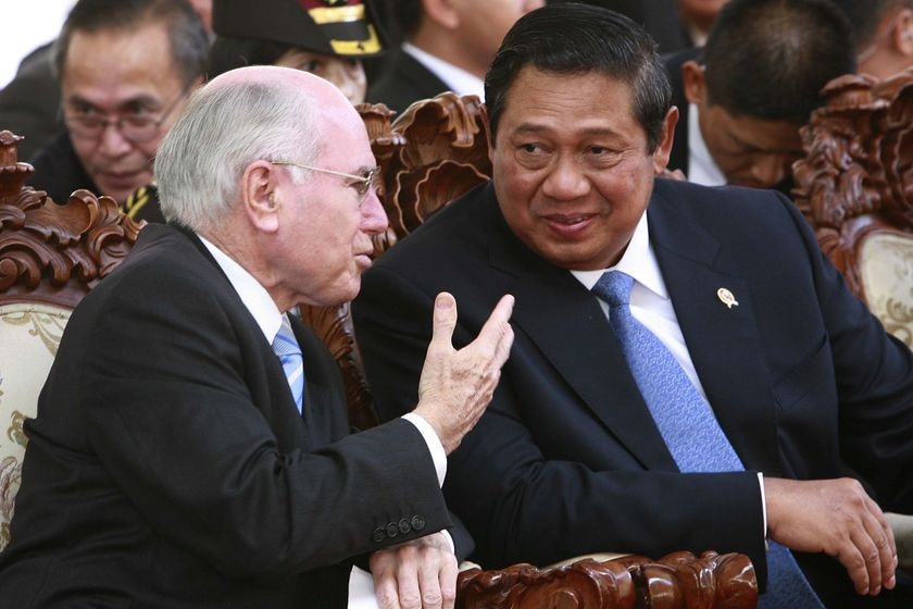 John Howard and Susilo Bambang Yudhoyono share a smile (AAP: Agung Rahma)