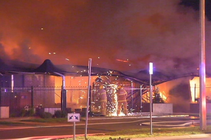 Fire crews put out a large fire at a childcare centre in Tarneit as smoke billows in the area.