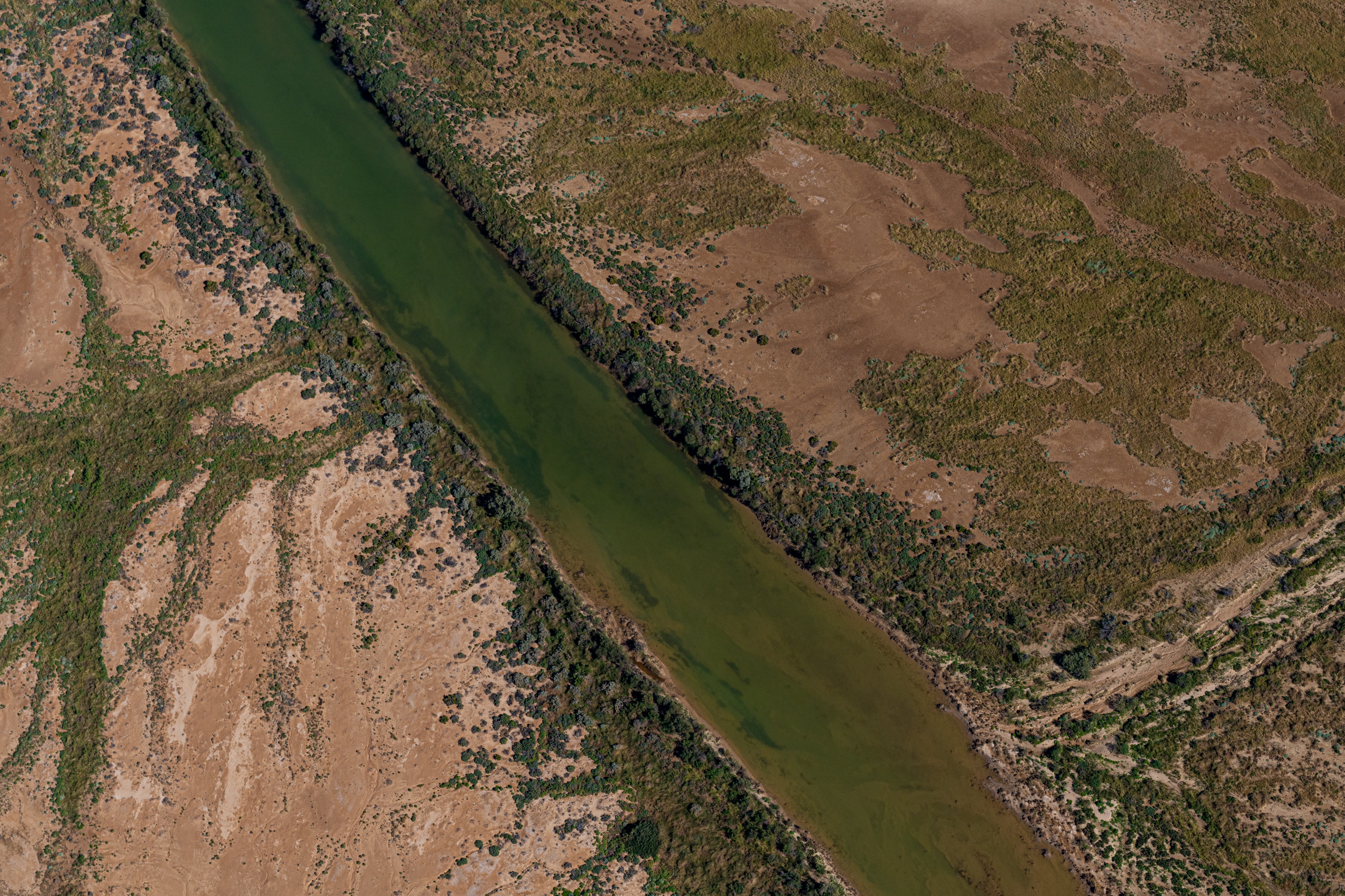 Lake Eyre - Kati Thanda 2026-06-06 09:06:00