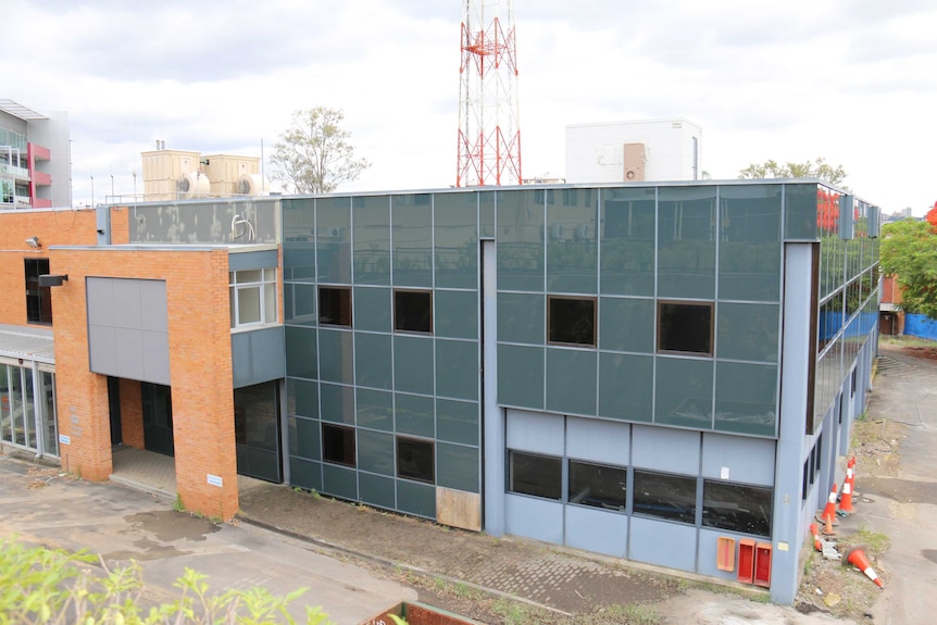 Old ABC site at Toowong being demolished