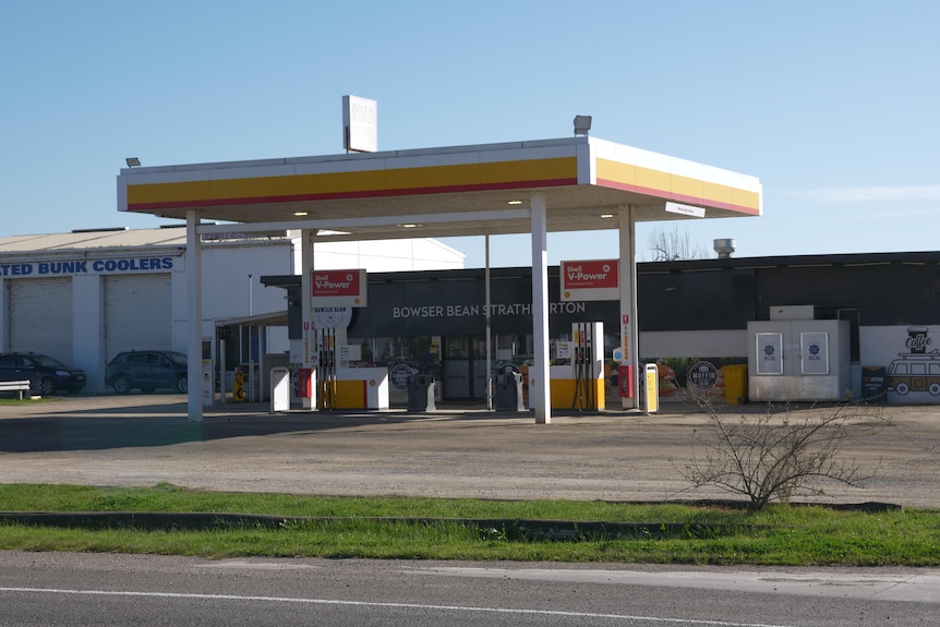 A photo of a petrol station 