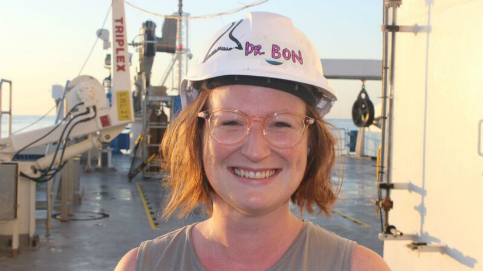 Bonnie Laverock is a microbial oceanographer and post-doctoral research associate at the University of Technology Sydney.