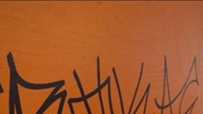 Red Centre town cracks down on graffiti