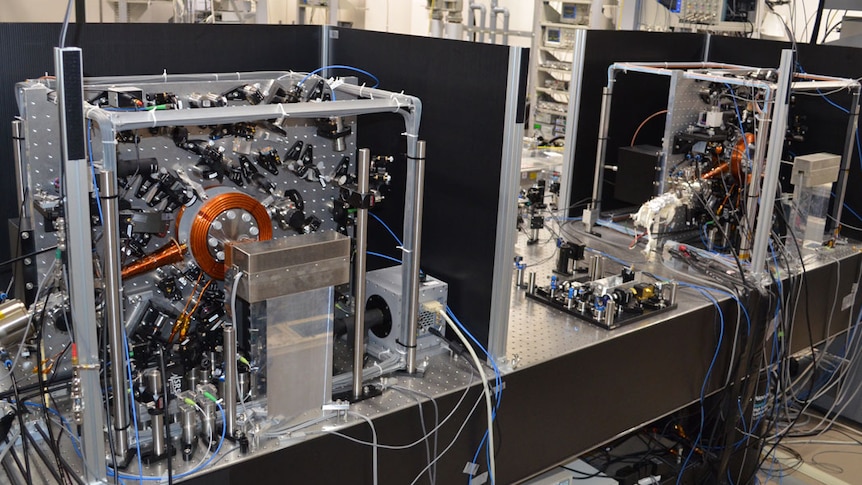 Атомные часы фото Атомные часы фото