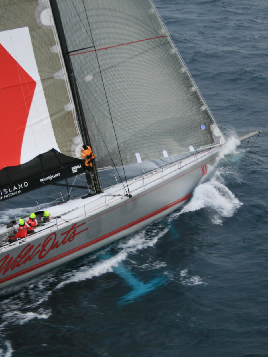 Sydney-Hobart fleet through first night unscathed - ABC listen