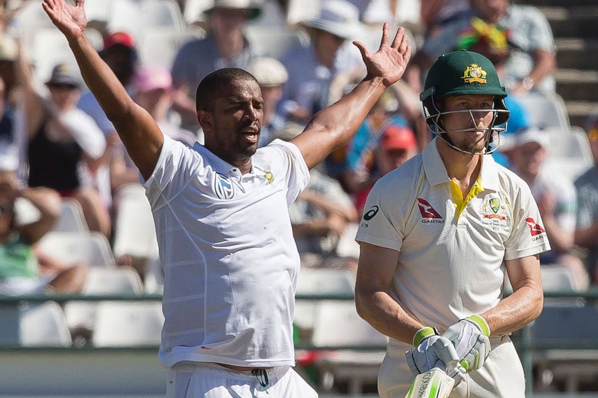 Vernon Philander appeals for Cameron Bancroft's dismissal