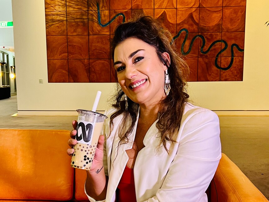 Independent Senator Lidia Thorpe holds a cup of bubble tea
