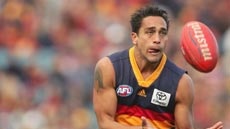Andrew McLeod in action for Adelaide Crows