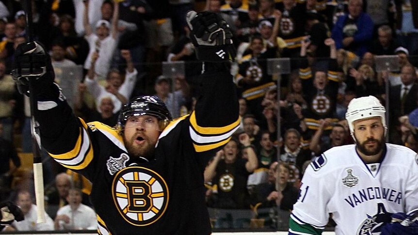 Michael Ryder nets the Bruins' fourth goal in a devastating opening period blitz.