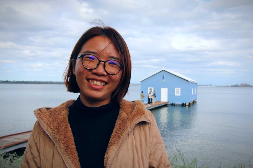 Tourist at the Crawley Edge Boatshed in 2019