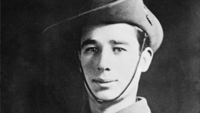 Portrait of Australian soldier, Sgt Sam Pearse, in uniform and slouch hat around WW I
