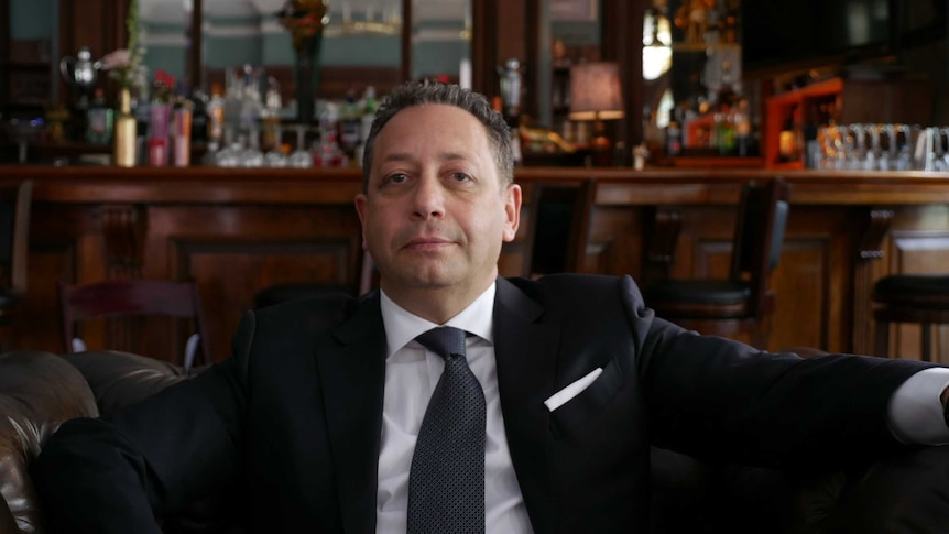 Felix Sater in bar