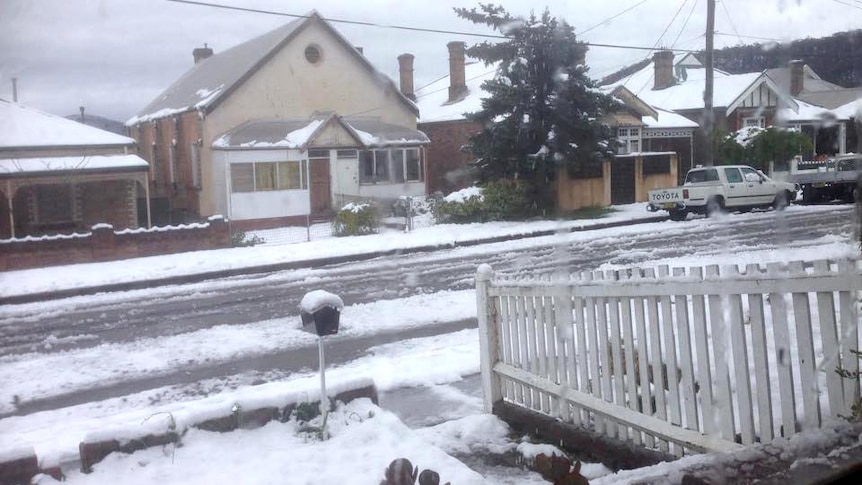 Snow in Lithgow