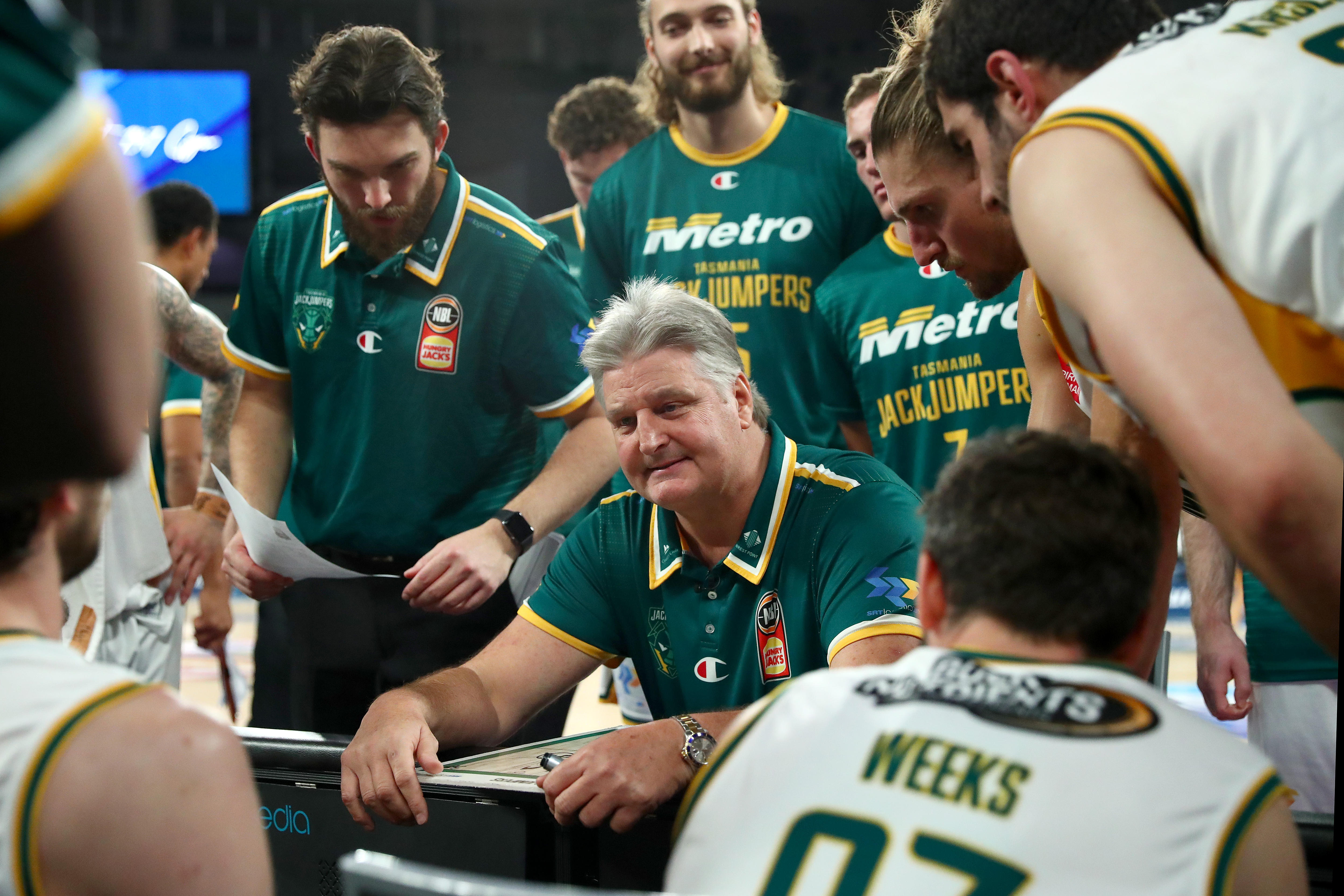 Tasmania JackJumpers reach NBL grand final with victory over Melbourne