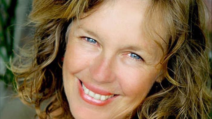 Stephanie Dale's journey from vegetarianism to hunting for food episode artwork