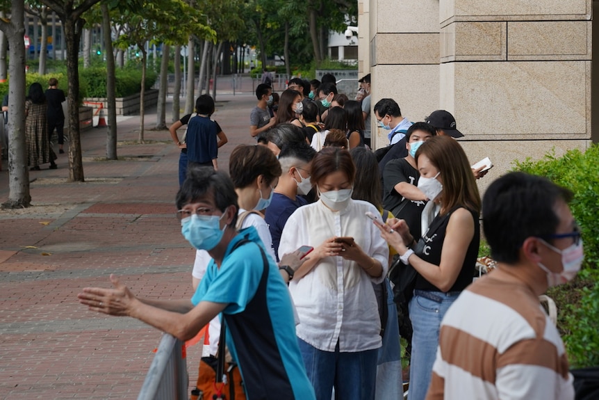 Apply Daily supporters protest outside Hong Kong court