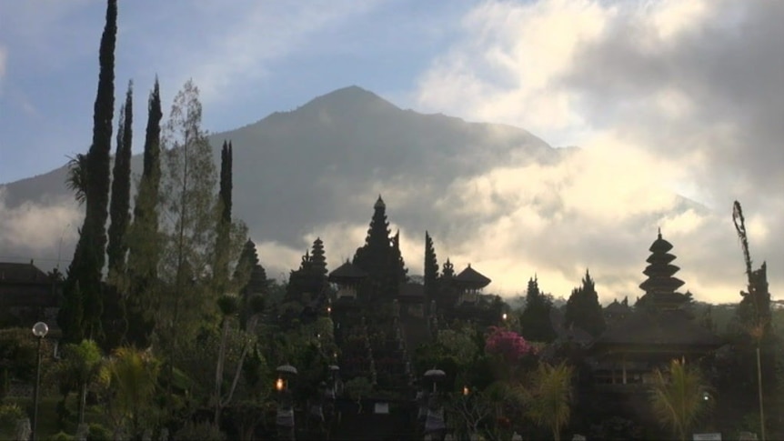 Hundreds of tremors each day are shaking Bali's enormous volcano.