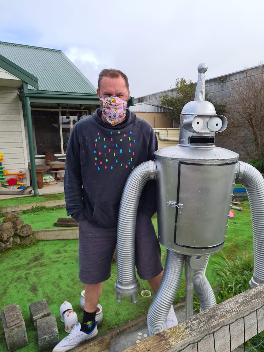 Lincoln Roberts with his novelty Futurama letterbox in Portland in 2020